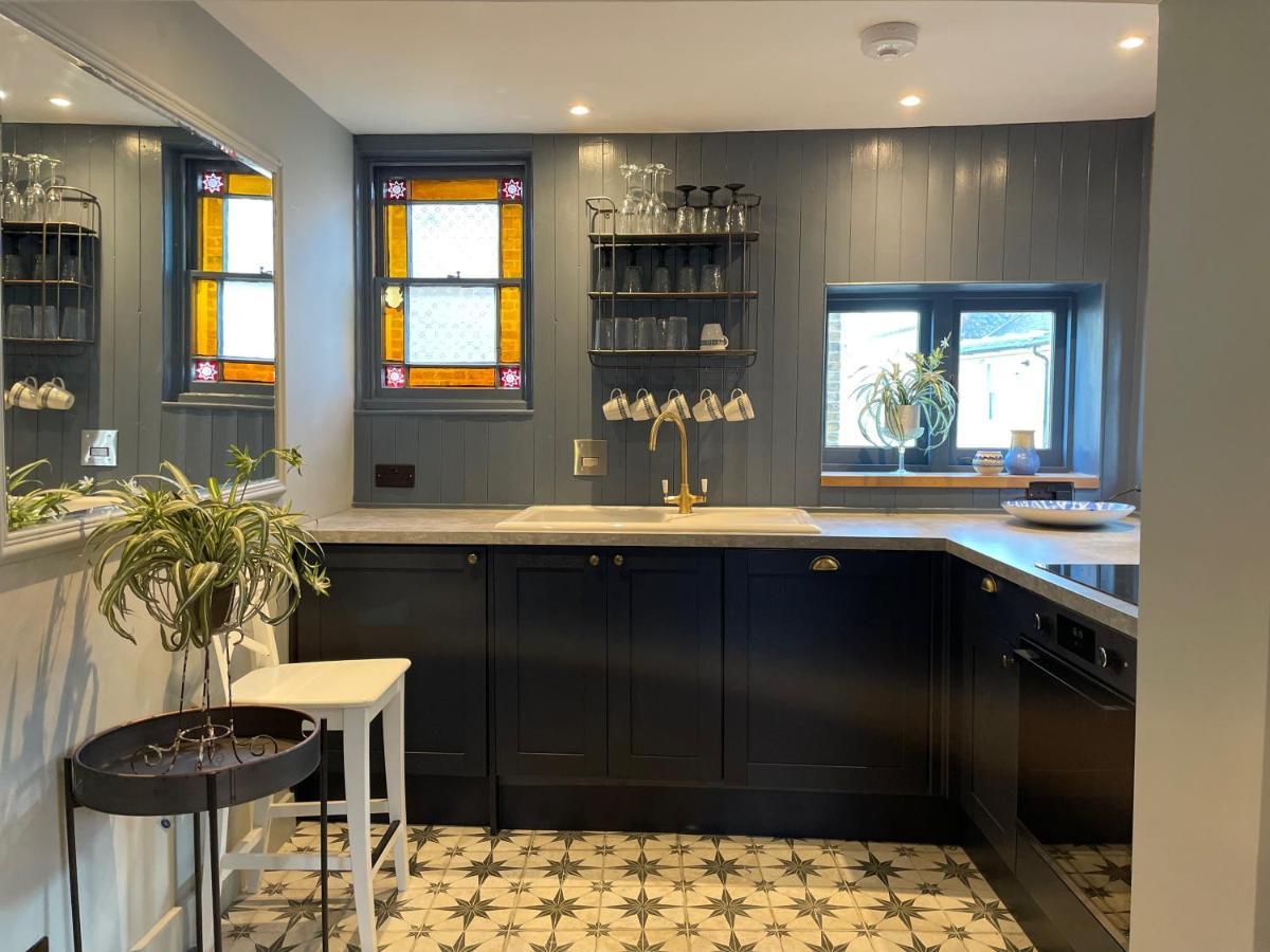 Fabulous Apartment Seconds From Beach By Whitstable-Holidays, Pudding Pan 外观 照片
