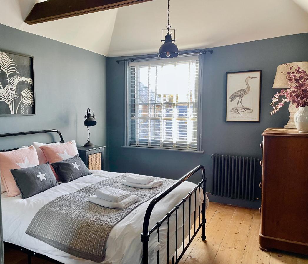 Fabulous Apartment Seconds From Beach By Whitstable-Holidays, Pudding Pan 外观 照片