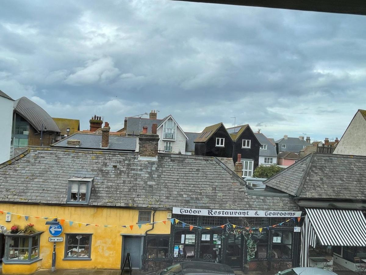 Fabulous Apartment Seconds From Beach By Whitstable-Holidays, Pudding Pan 外观 照片